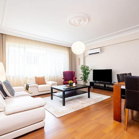 Ferienwohnung Comfy Flat Near Popular Attractions In Sisli Istanbul Exterior foto